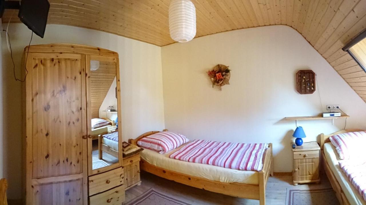 Ferienhaus Im Urigen Garten Bzw Eulenhaus Zingst Kültér fotó