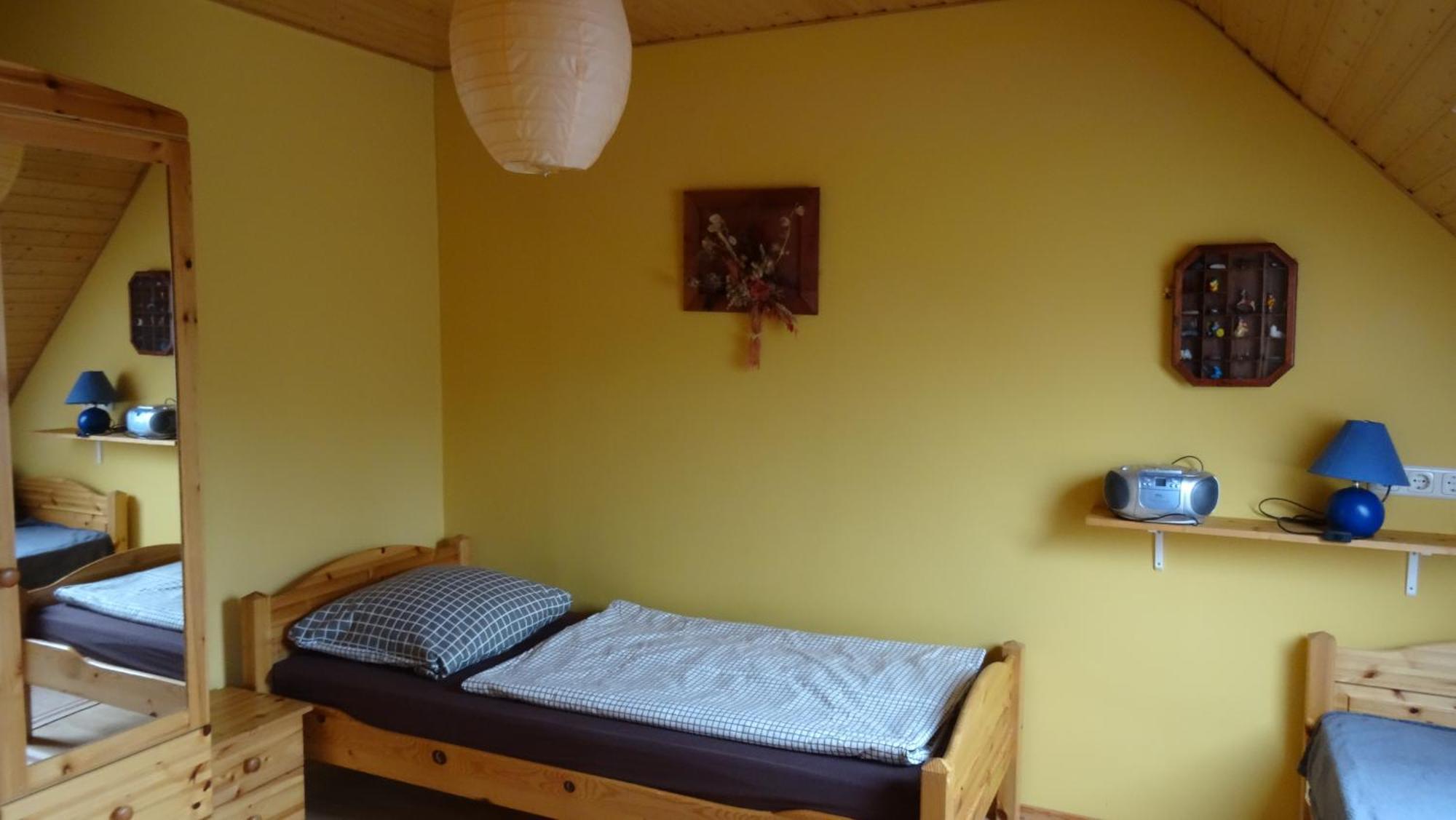 Ferienhaus Im Urigen Garten Bzw Eulenhaus Zingst Kültér fotó